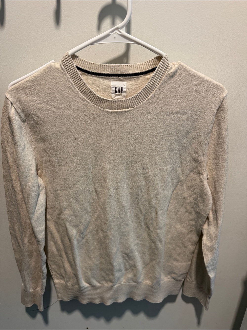 GAP Men’s Crewneck Sweater in Light Beige